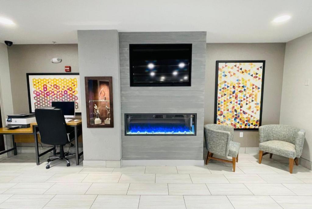Holiday Inn Express Hotel & Suites Grand Island By Ihg Exteriér fotografie