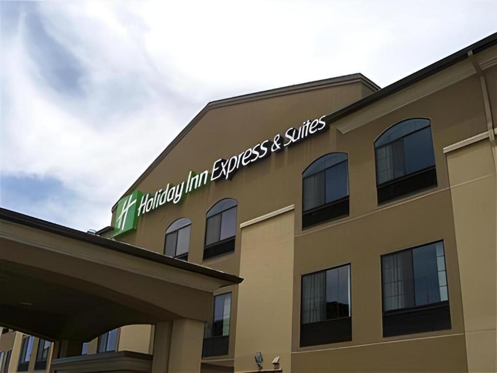 Holiday Inn Express Hotel & Suites Grand Island By Ihg Exteriér fotografie